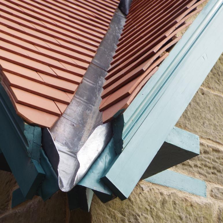 Finished gutter detailing